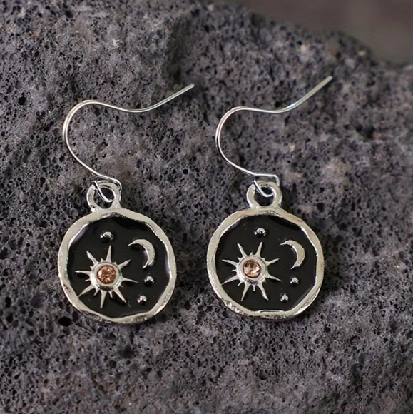NEW!  Sun & Moon drop earrings - Picture 6 of 10